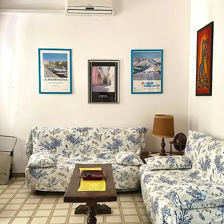 M092 - Marcelli, Con Giardino A 250mt Dal Mare Marcelli